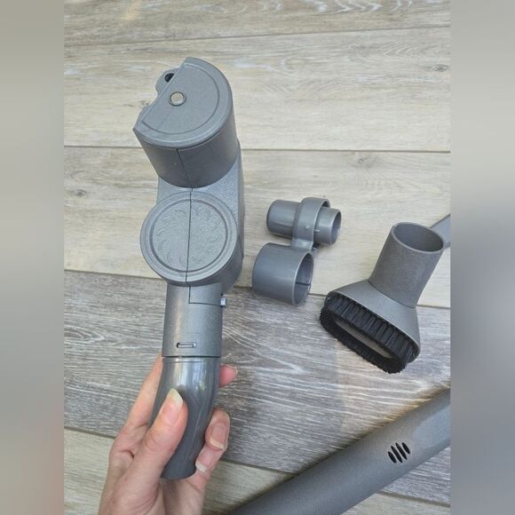 Shark Navigator Lift Away accessories  crevice tool, dust brush, extender, pet p - Picture 6 of 13